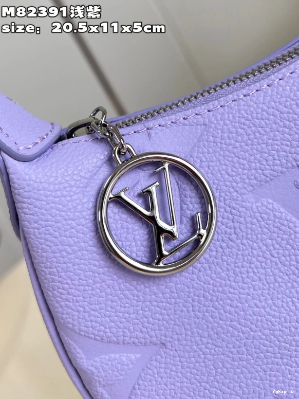 Moon Mini LOUIS VUITTON 0810
